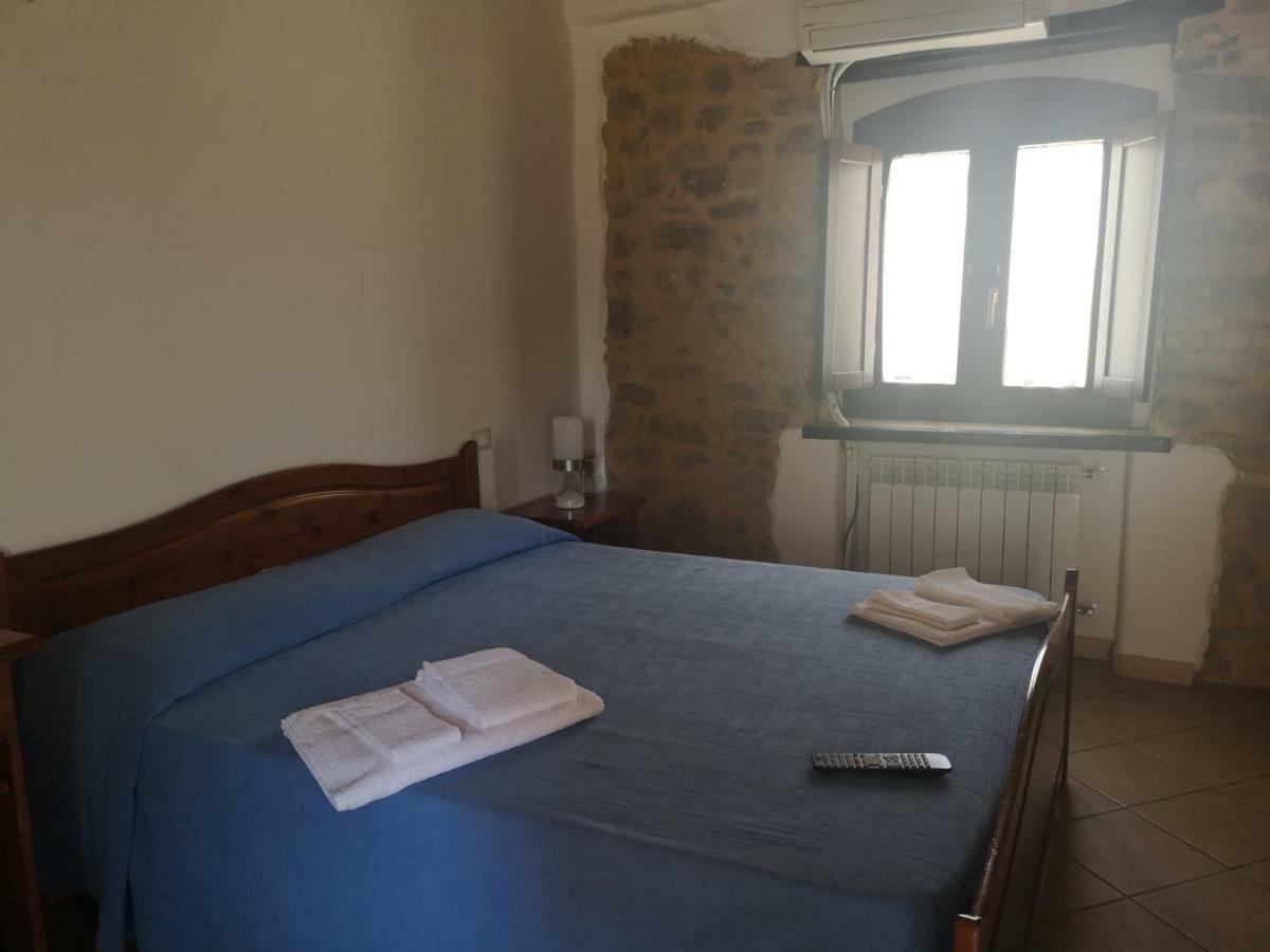 فيلا Assoroفي Sperone Agriturismo المظهر الخارجي الصورة