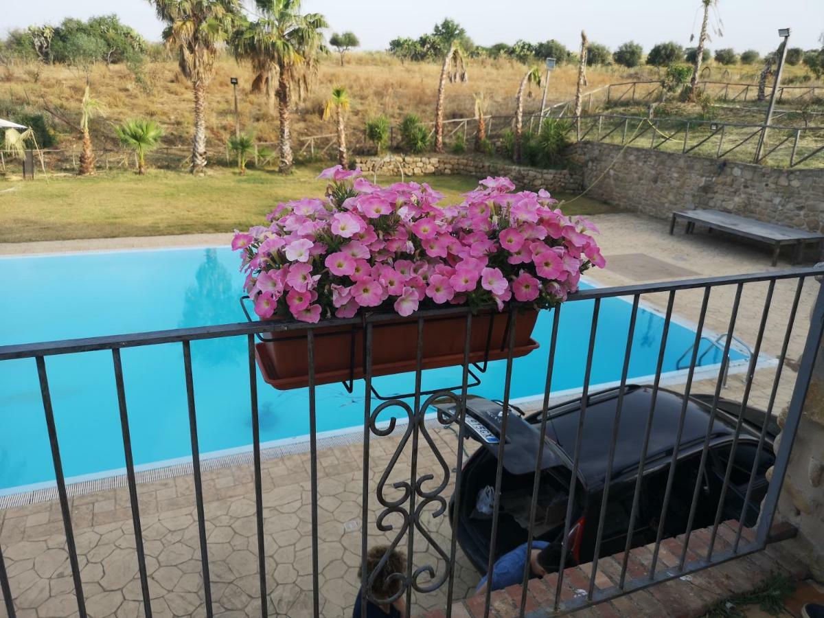 فيلا Assoroفي Sperone Agriturismo المظهر الخارجي الصورة